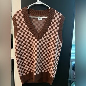 Aritzia pink chocolate check oversized vest sweater XS